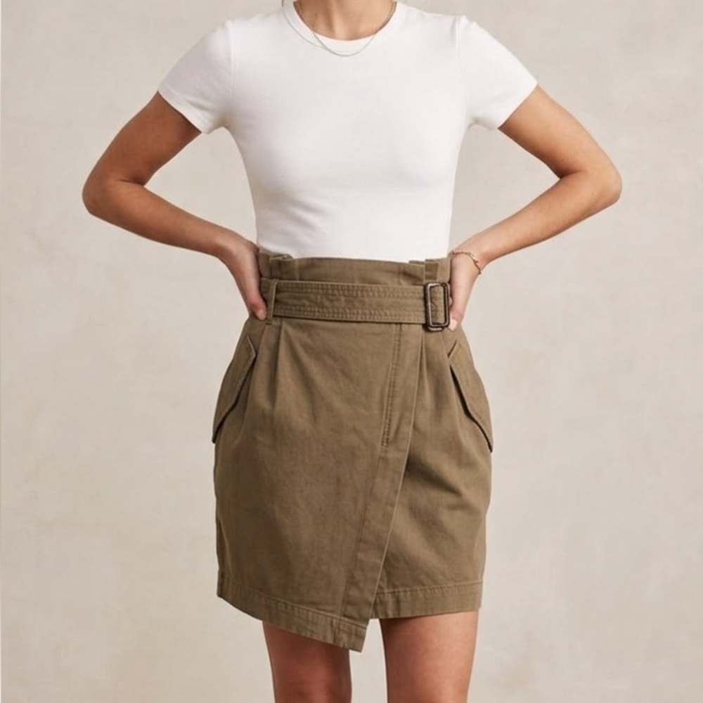 BANANA REPUBLIC Olive Green Belted Wrap Skirt. Size 2